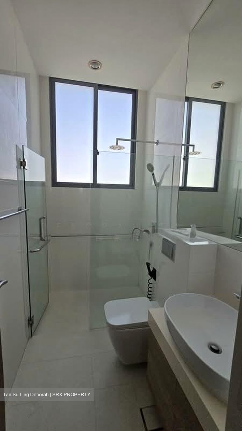 Ponggol Twenty-fourth Avenue (D19), Detached #564634481